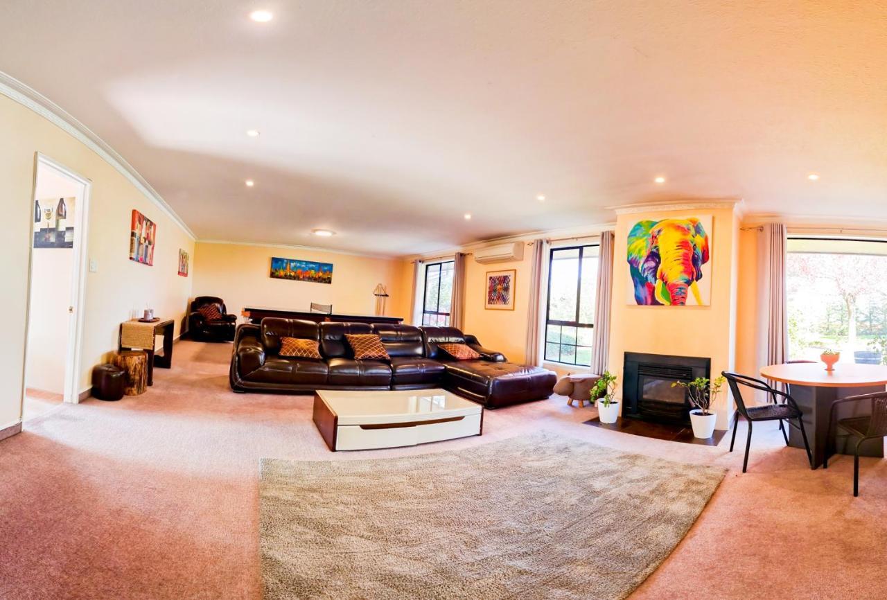 Fairhall Guest Lodge Woodbourne 외부 사진